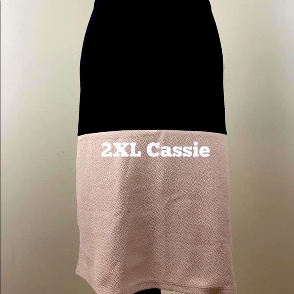 ⚡️⚡️LuLaRoe 2XL Cassie pencil skirt NWT⚡️⚡️
